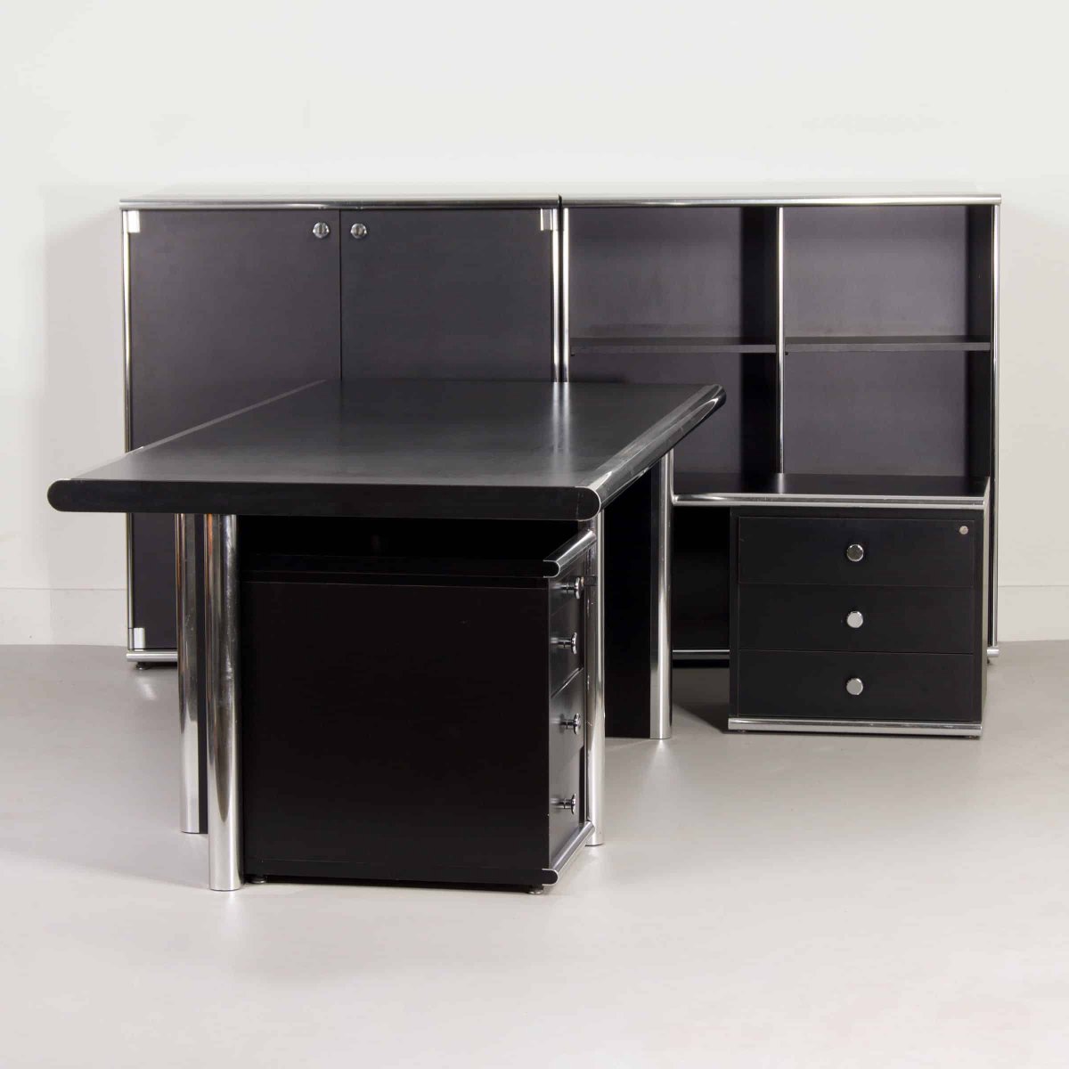 Directiekamer ‘Big’ van Guido Faleschini voor i4 Mariani, 2000s – 5-delige luxe set, zwart & chroom - Afbeelding 5