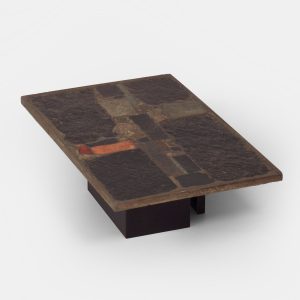 Rechthoekige salontafel van Paul Kingma, 1973 met messing en rood glas