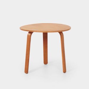 Salontafel TE07 van Cees Braakman voor Pastoe, 1950s – eikenhout, drie gebogen poten