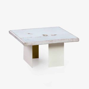 Kleine salontafel van Paul Kingma uit de jaren 80 in wit marmer